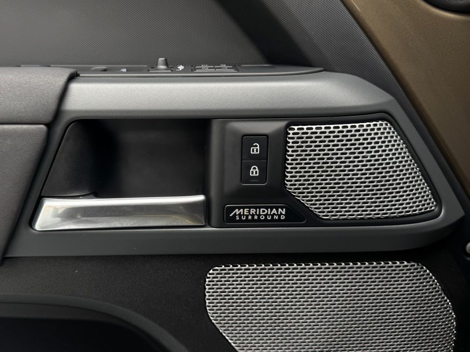 2023 Land Rover Defender