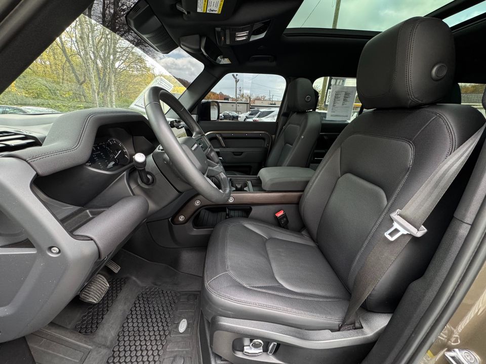 2023 Land Rover Defender