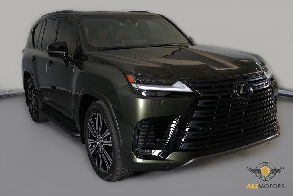 2025 Lexus LX 700H