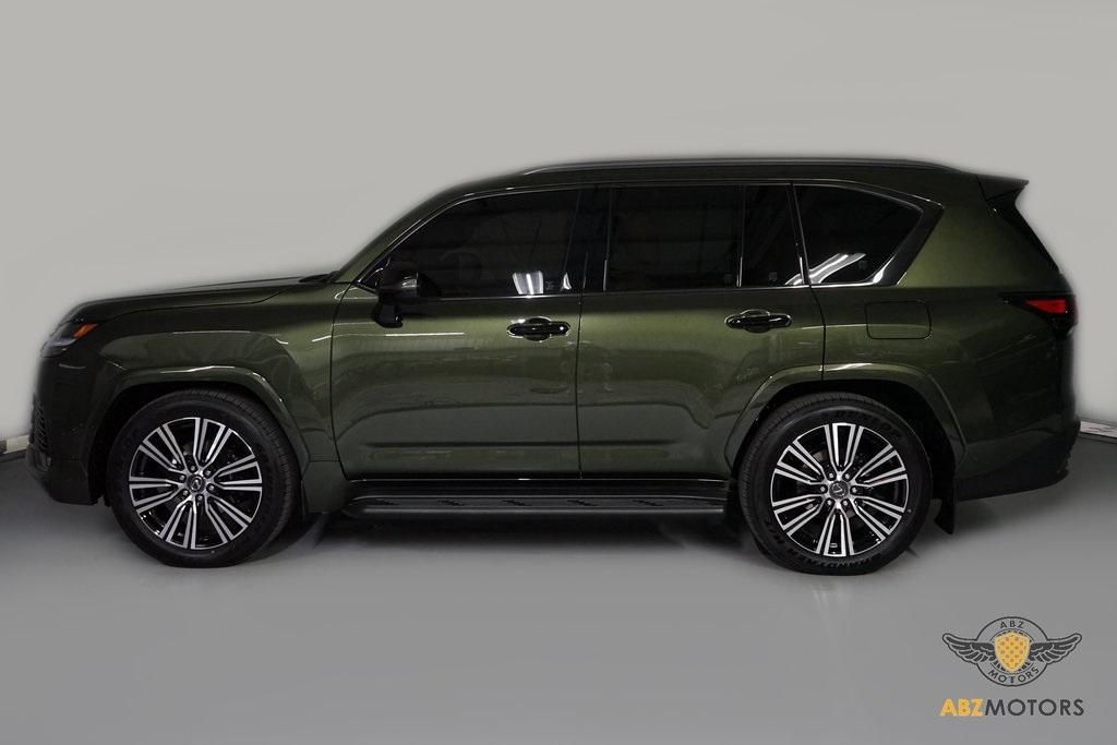 2025 Lexus LX 700H