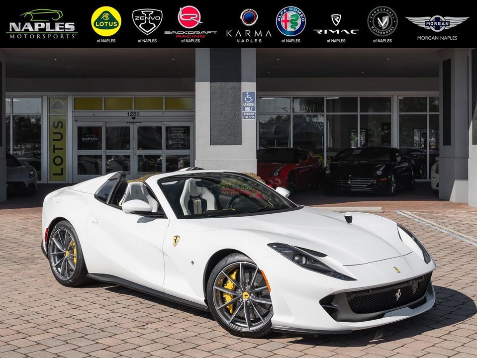 2021 Ferrari 812 GTS