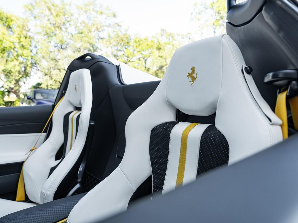 2021 Ferrari 812 GTS