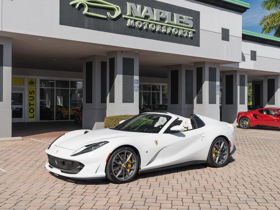 2021 Ferrari 812 GTS