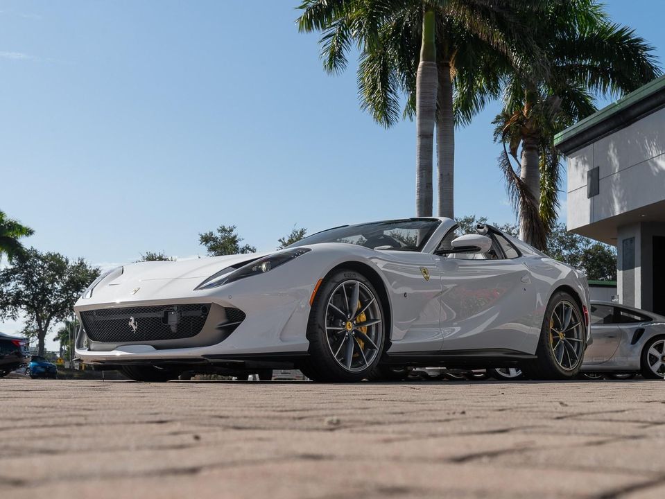 2021 Ferrari 812 GTS