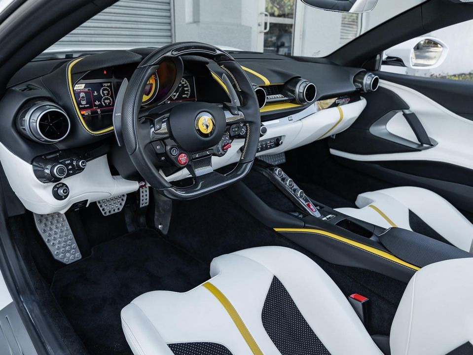 2021 Ferrari 812 GTS