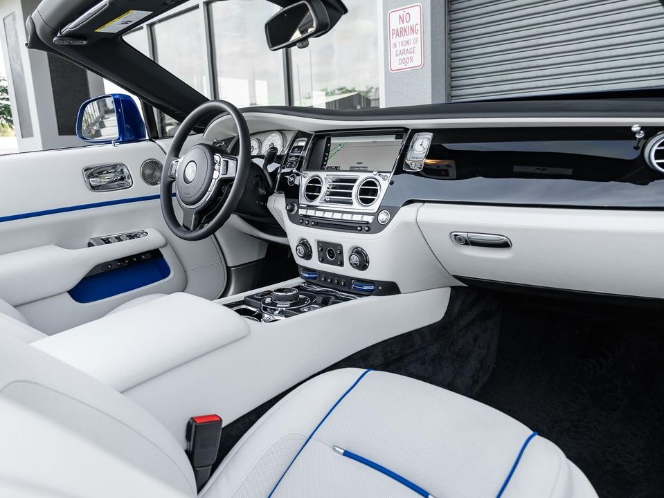 2018 Rolls-Royce Dawn