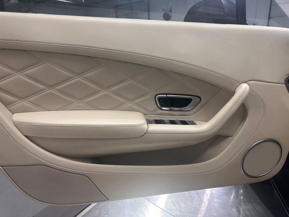 2015 Bentley Continental