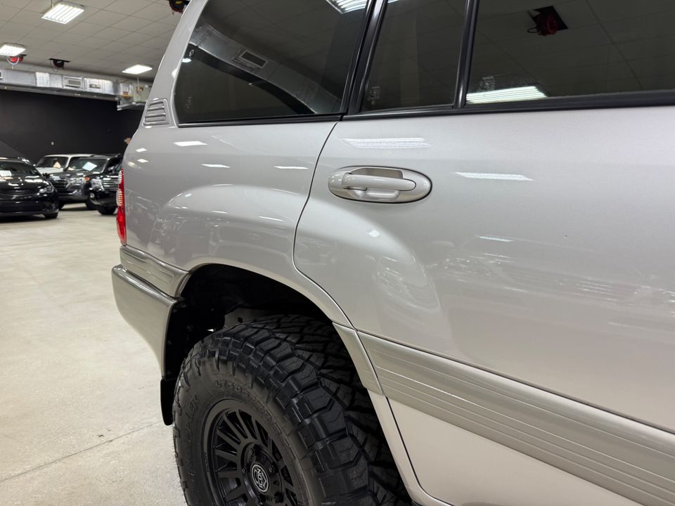 1999 Toyota Land Cruiser LOW MILE SOUTHERN FRESH BUILD