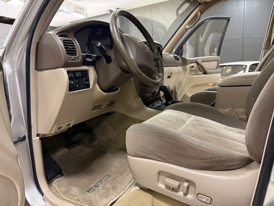1999 Toyota Land Cruiser LOW MILE SOUTHERN FRESH BUILD