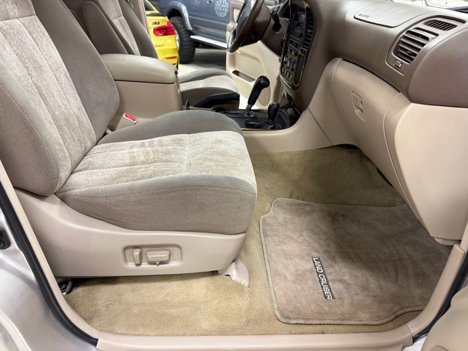 1999 Toyota Land Cruiser LOW MILE SOUTHERN FRESH BUILD