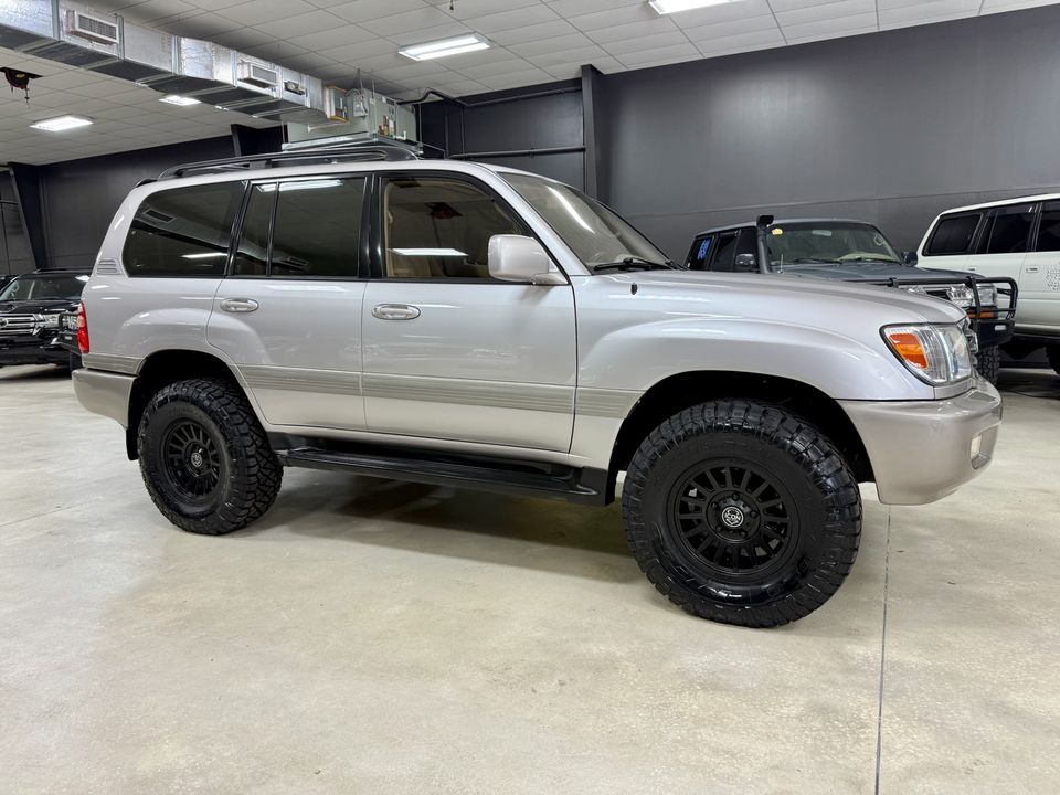 1999 Toyota Land Cruiser LOW MILE SOUTHERN FRESH BUILD