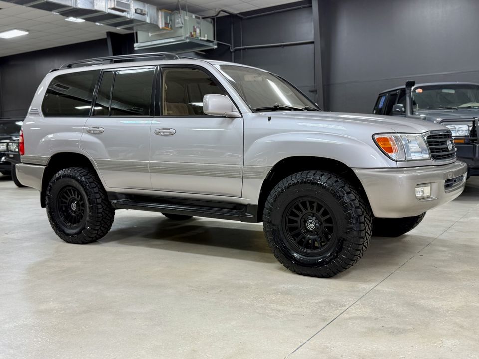 1999 Toyota Land Cruiser LOW MILE SOUTHERN FRESH BUILD