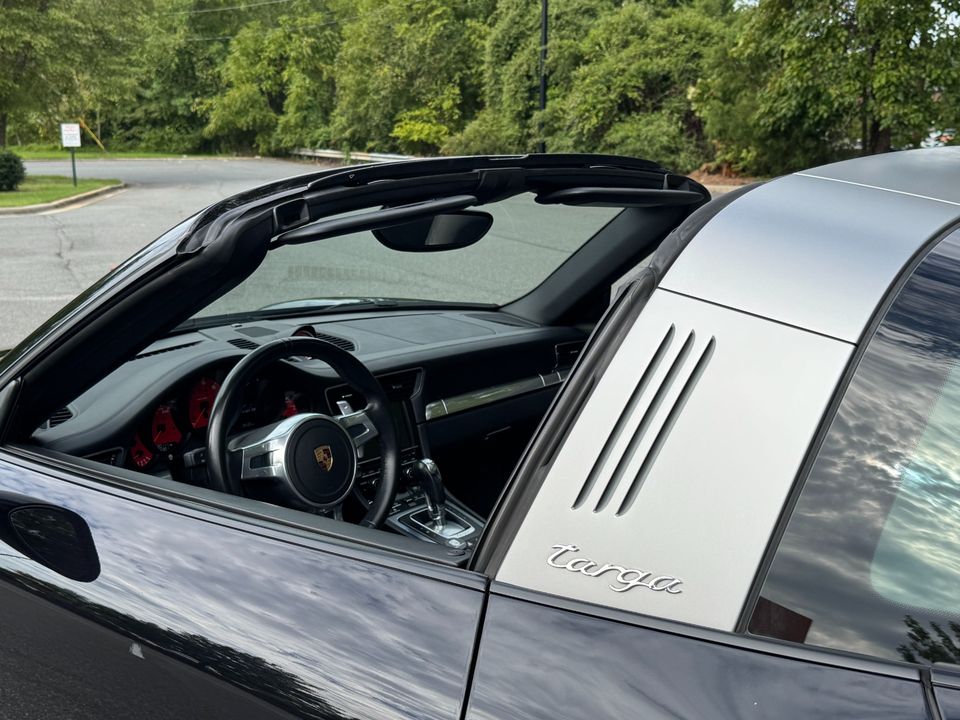 2016 Porsche 911 Targa 4S