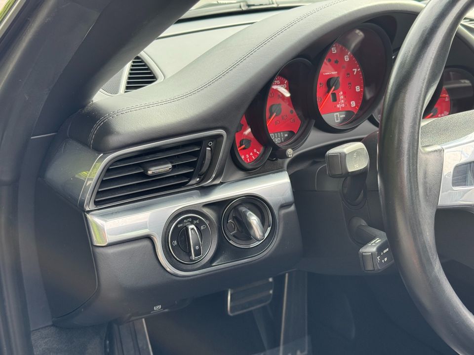 2016 Porsche 911 Targa 4S