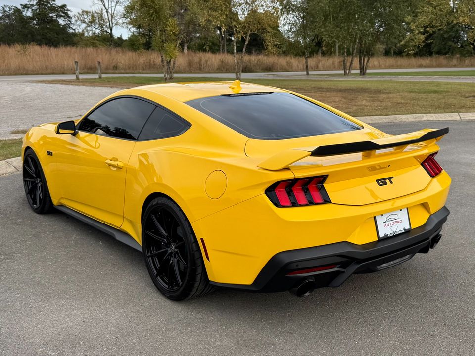 2024 Ford Mustang
