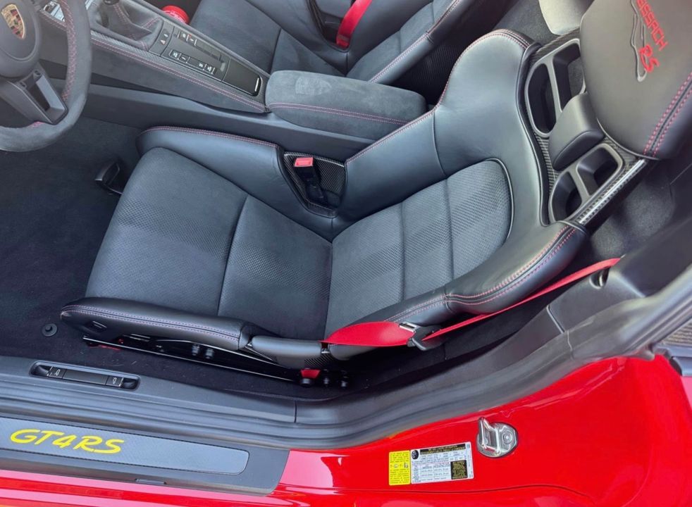 2025 Porsche 718 Cayman