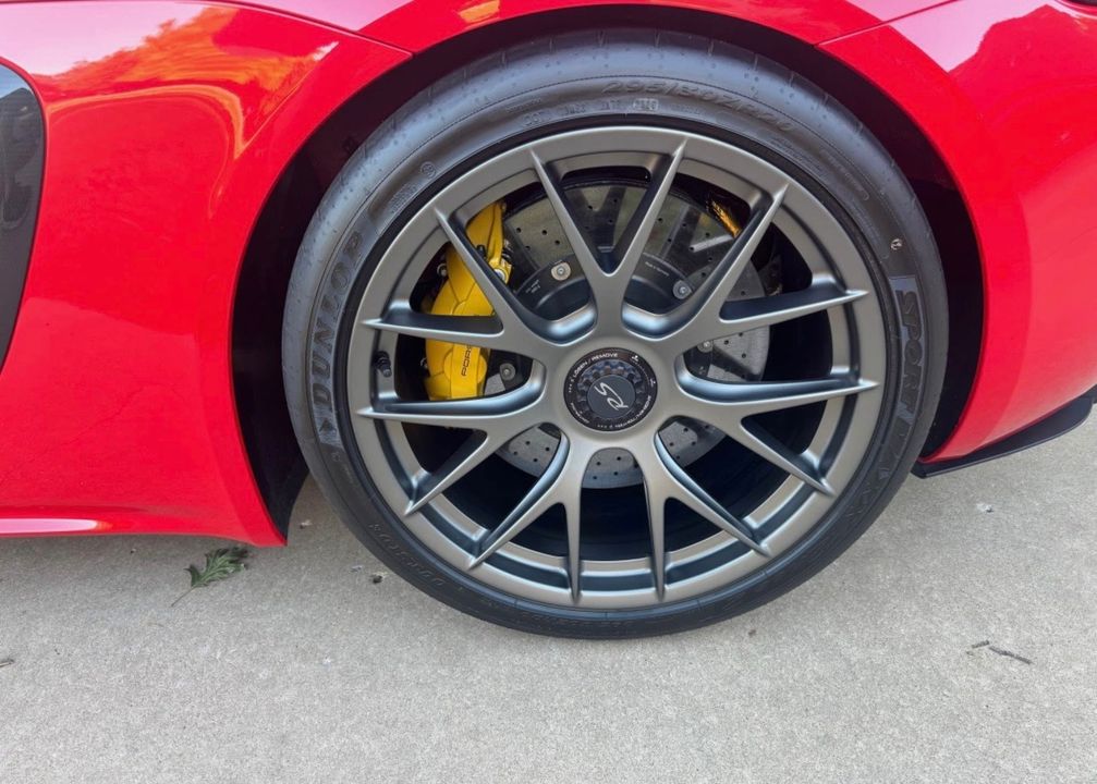 2025 Porsche 718 Cayman