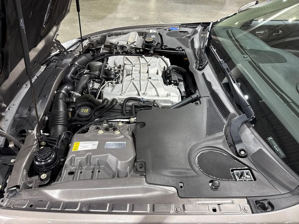 2010 Jaguar XKR