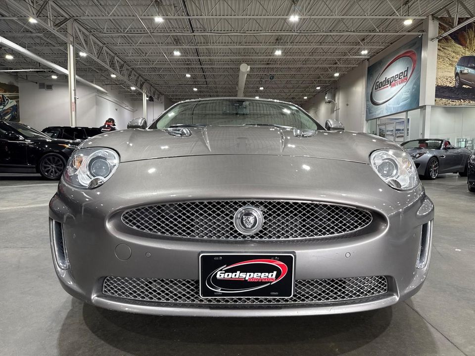 2010 Jaguar XKR