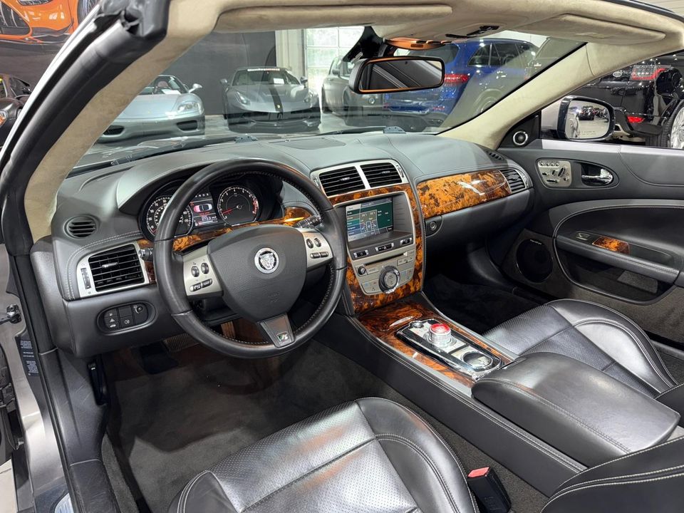 2010 Jaguar XKR