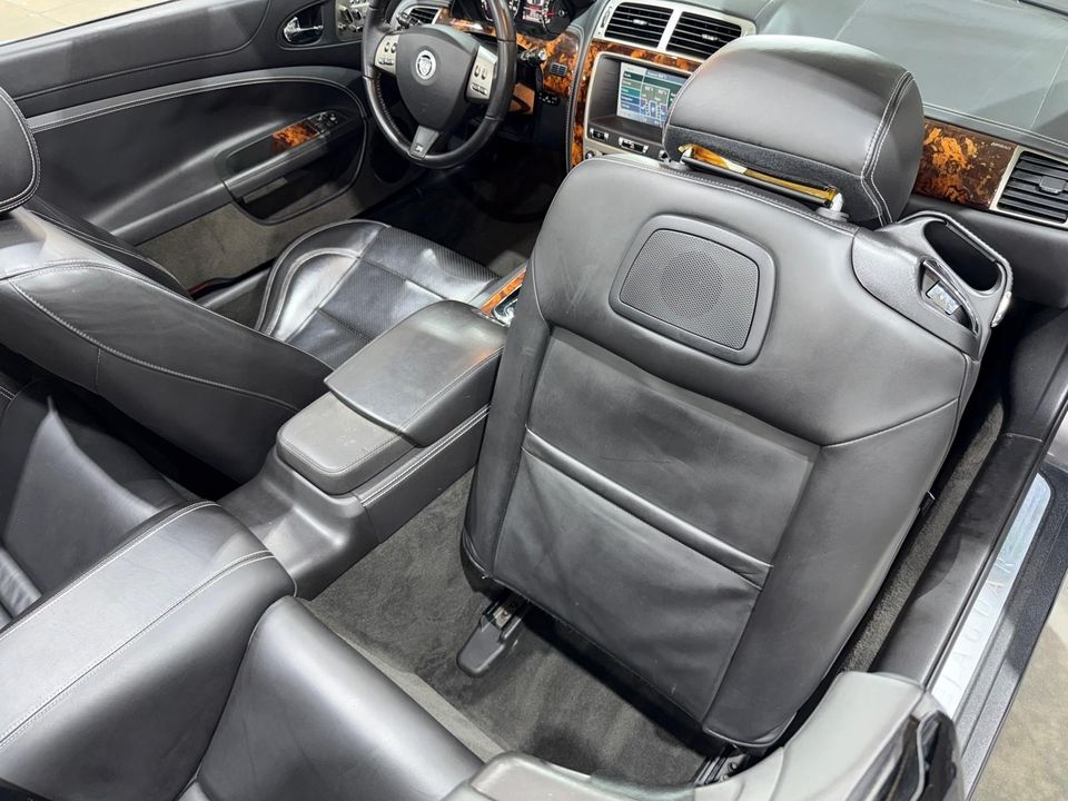 2010 Jaguar XKR