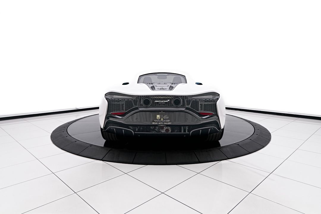 2023 McLaren Artura