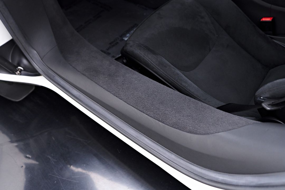 2023 McLaren Artura