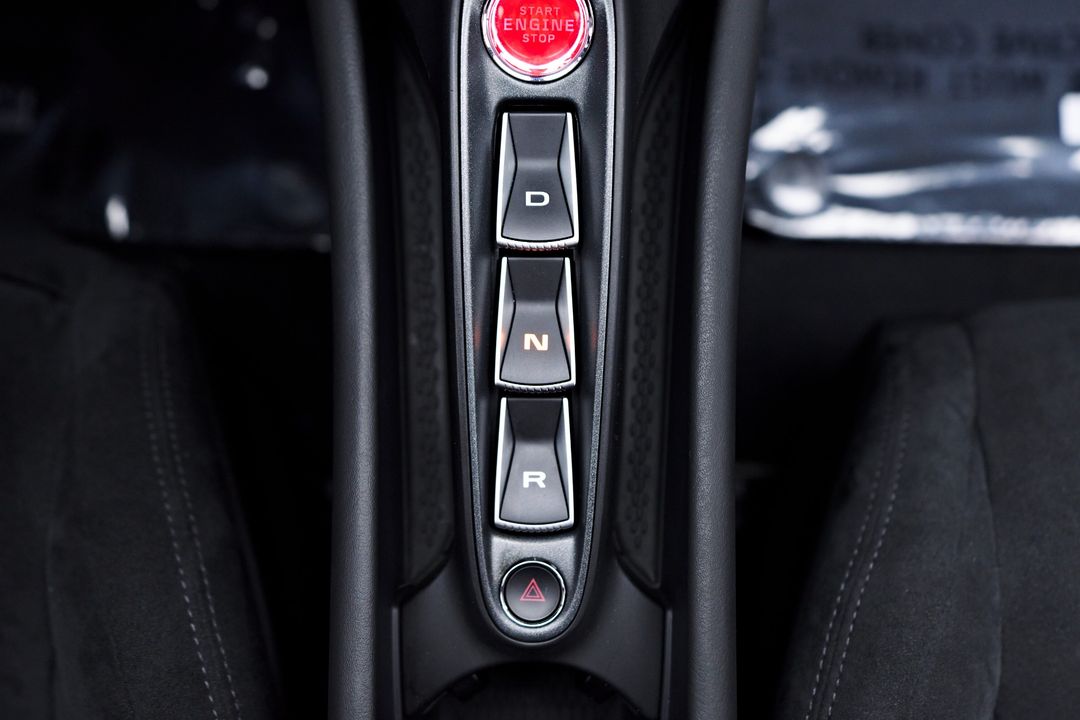 2023 McLaren Artura