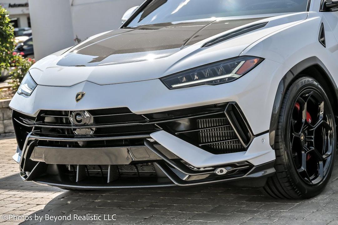 2024 Lamborghini Urus