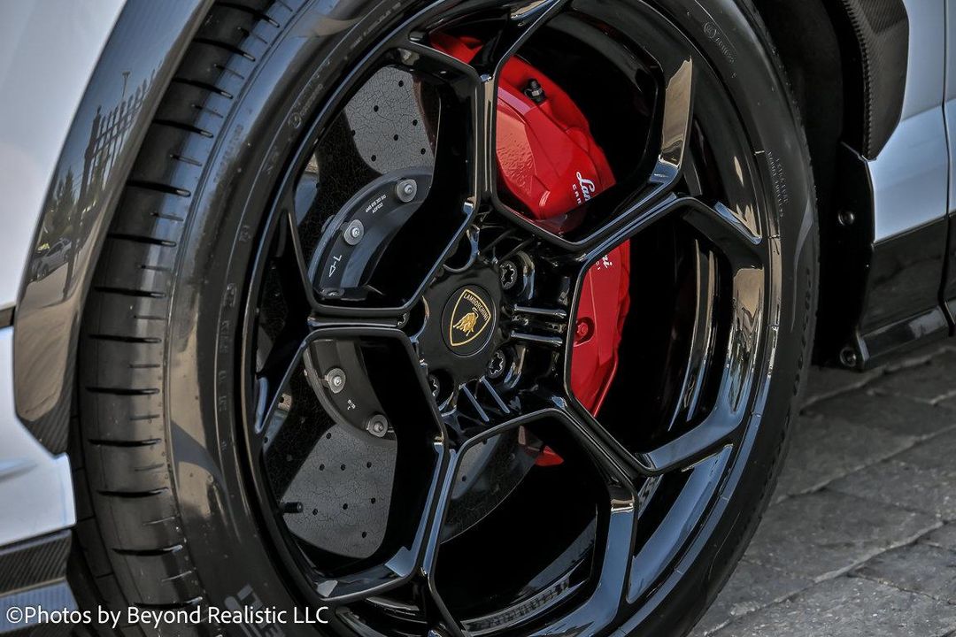 2024 Lamborghini Urus