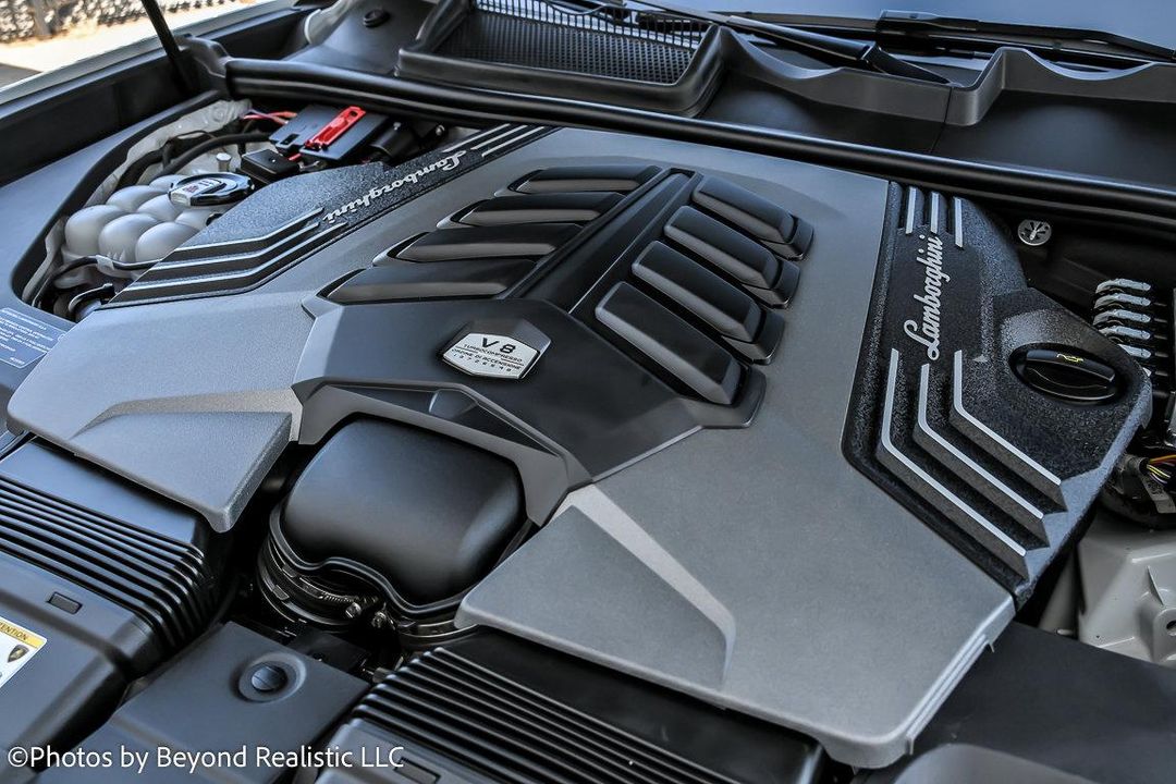 2024 Lamborghini Urus