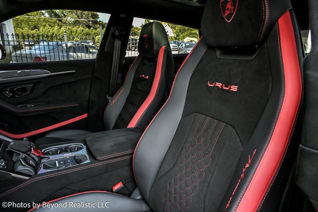 2024 Lamborghini Urus