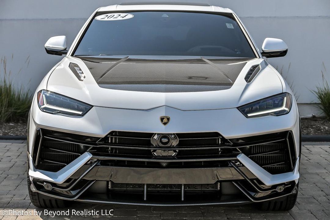 2024 Lamborghini Urus