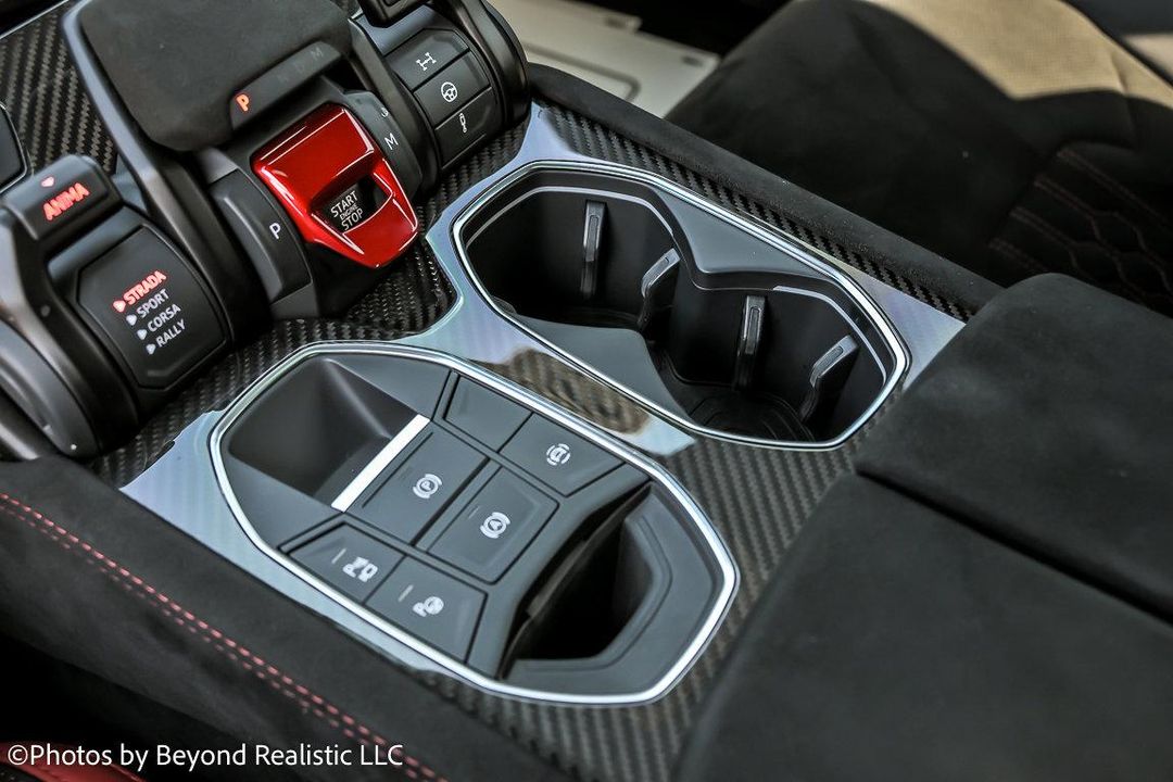 2024 Lamborghini Urus