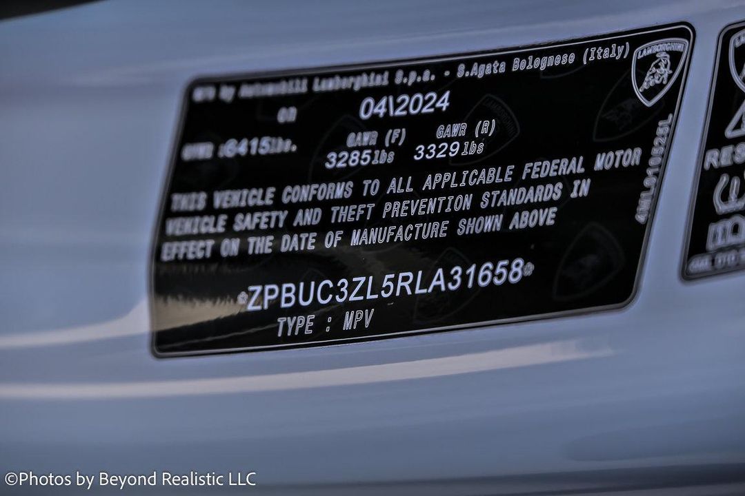 2024 Lamborghini Urus
