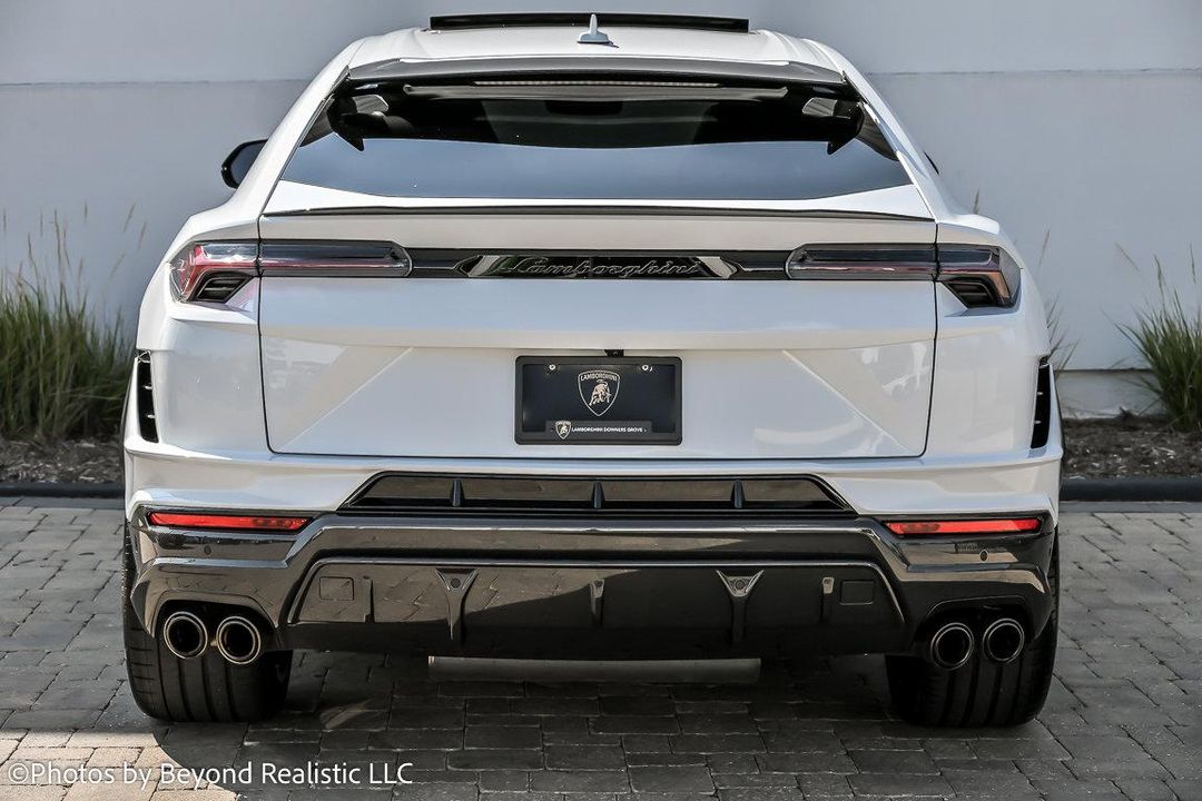 2024 Lamborghini Urus