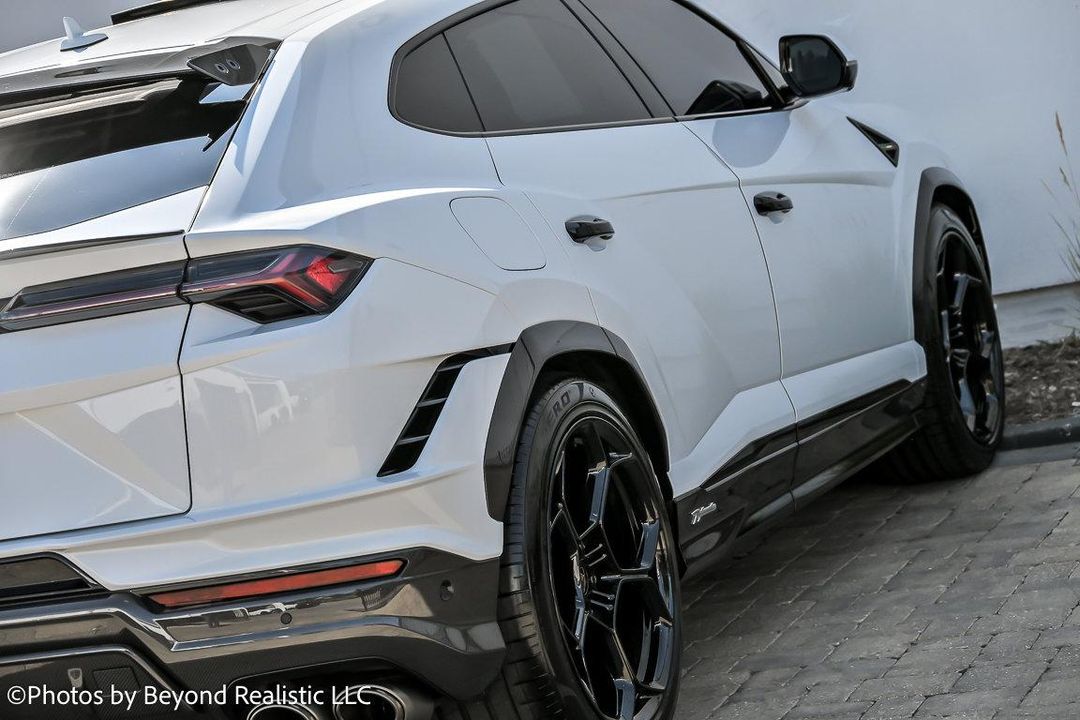 2024 Lamborghini Urus