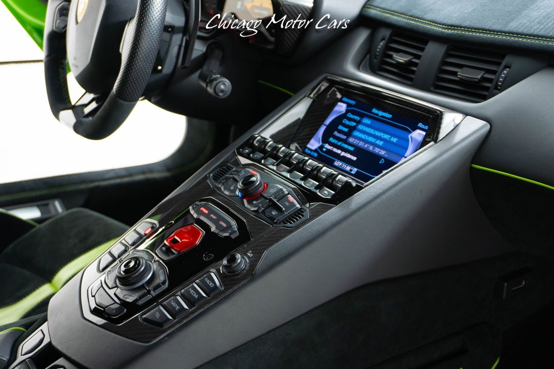 2016 Lamborghini Aventador