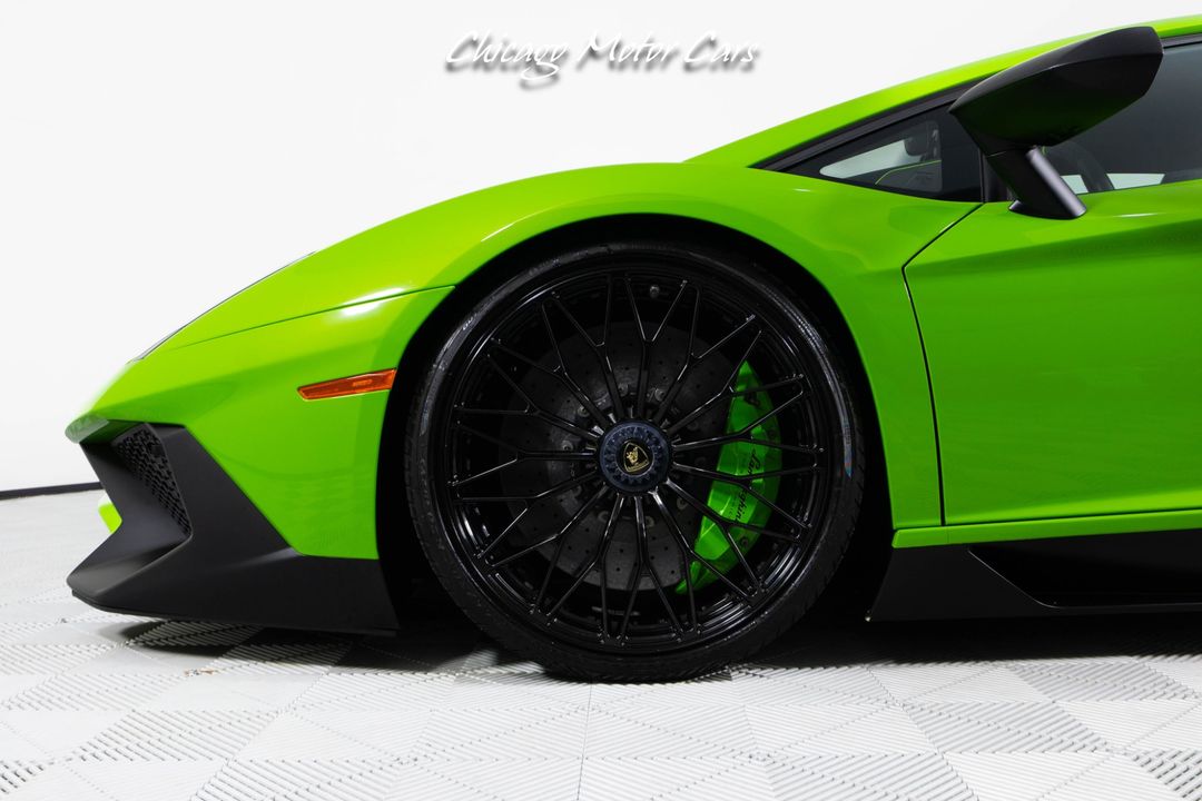 2016 Lamborghini Aventador