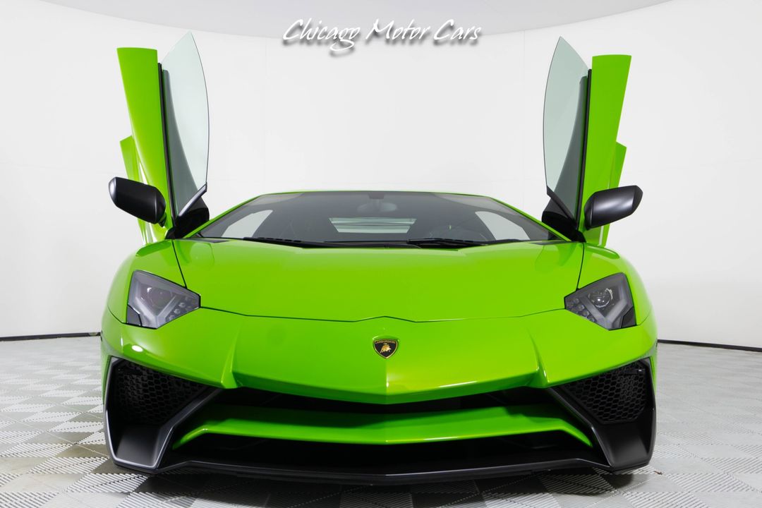 2016 Lamborghini Aventador