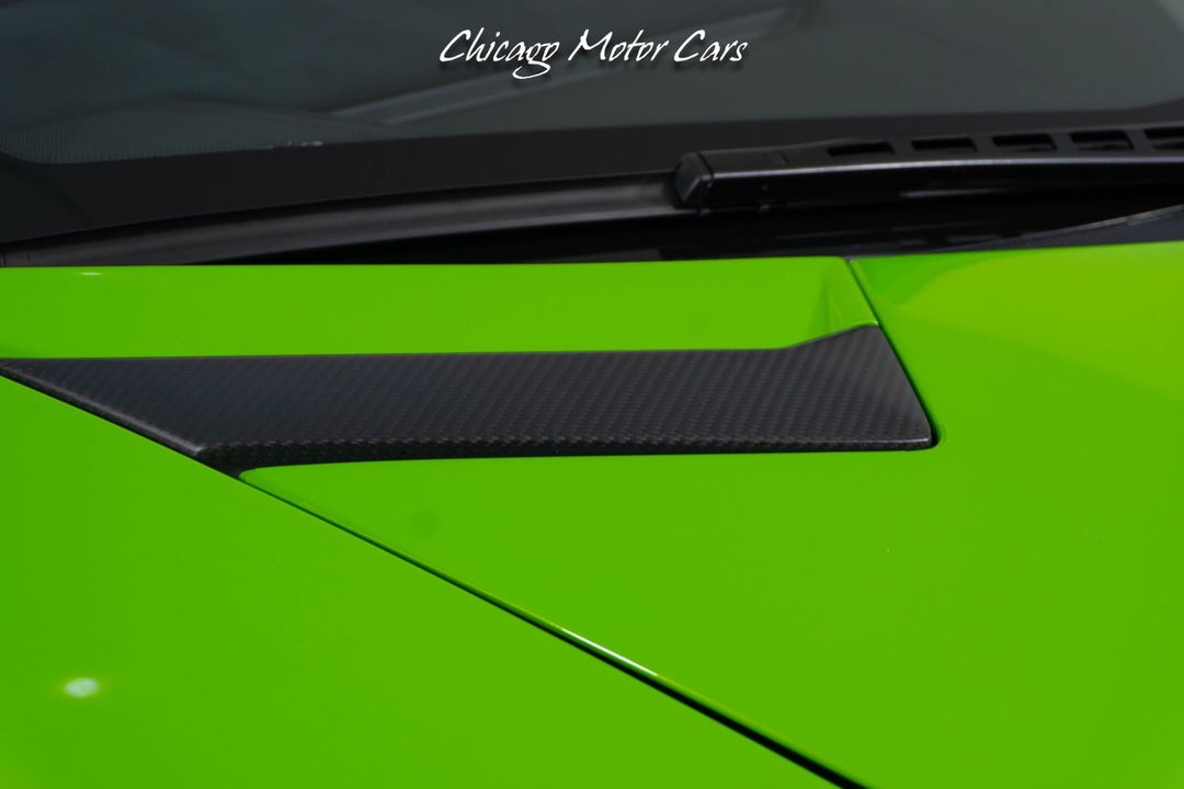 2016 Lamborghini Aventador