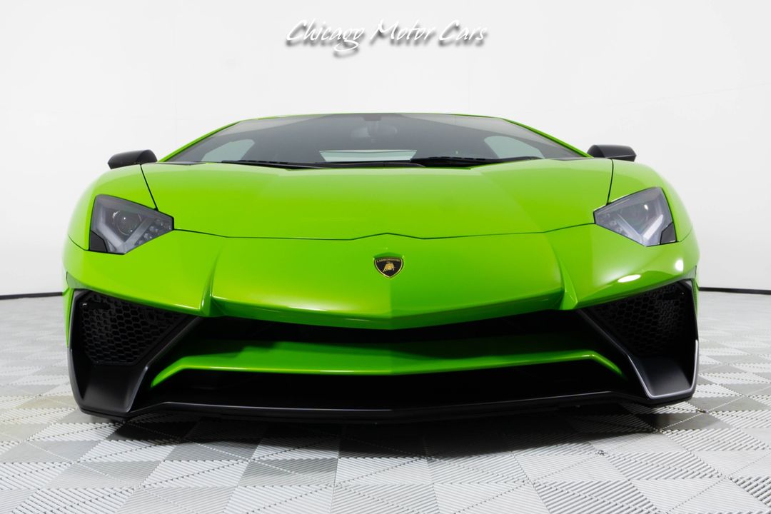 2016 Lamborghini Aventador