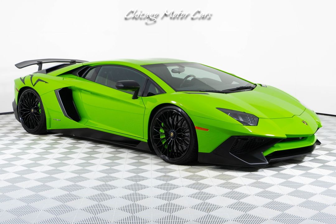 2016 Lamborghini Aventador