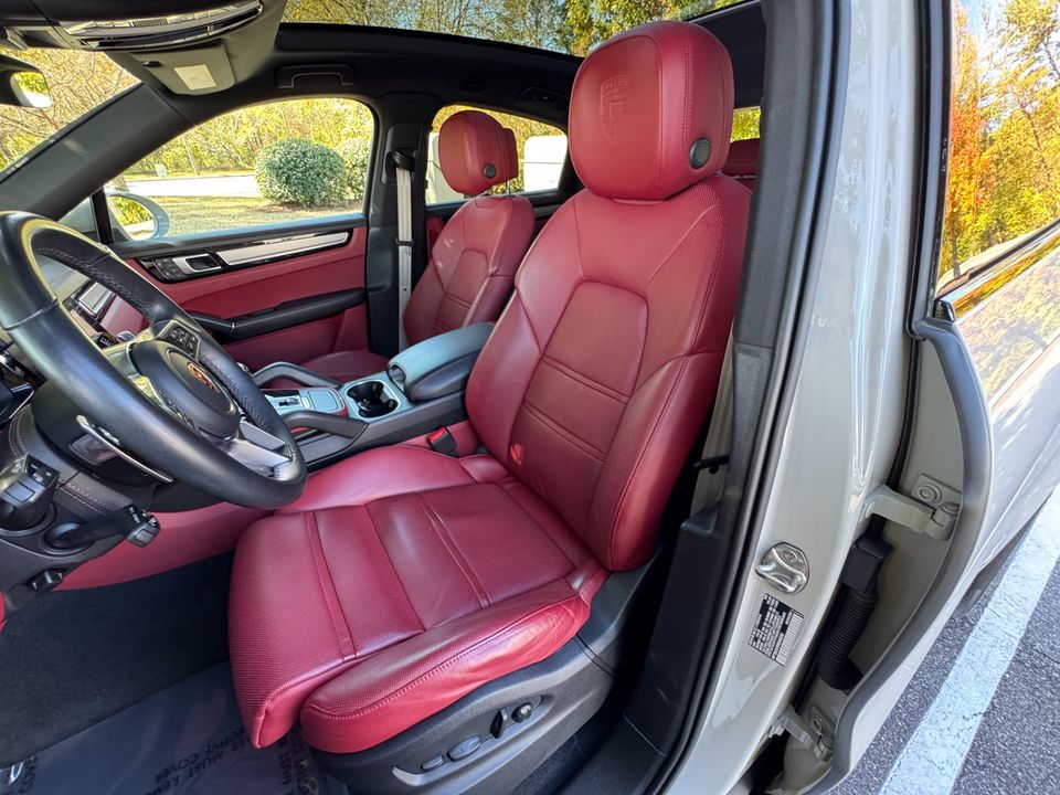 2022 Porsche Cayenne Platinum Edition Coupe