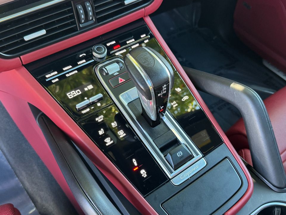 2022 Porsche Cayenne Platinum Edition Coupe