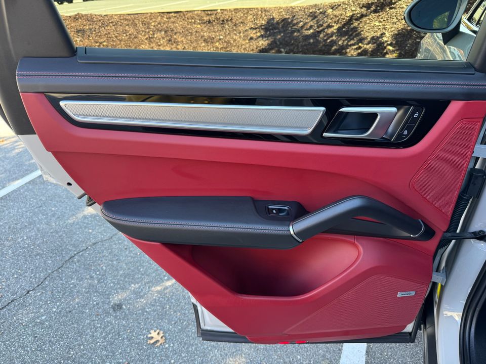 2022 Porsche Cayenne Platinum Edition Coupe