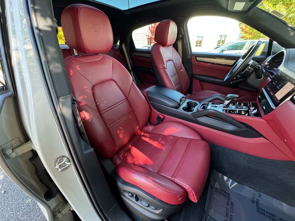 2022 Porsche Cayenne Platinum Edition Coupe