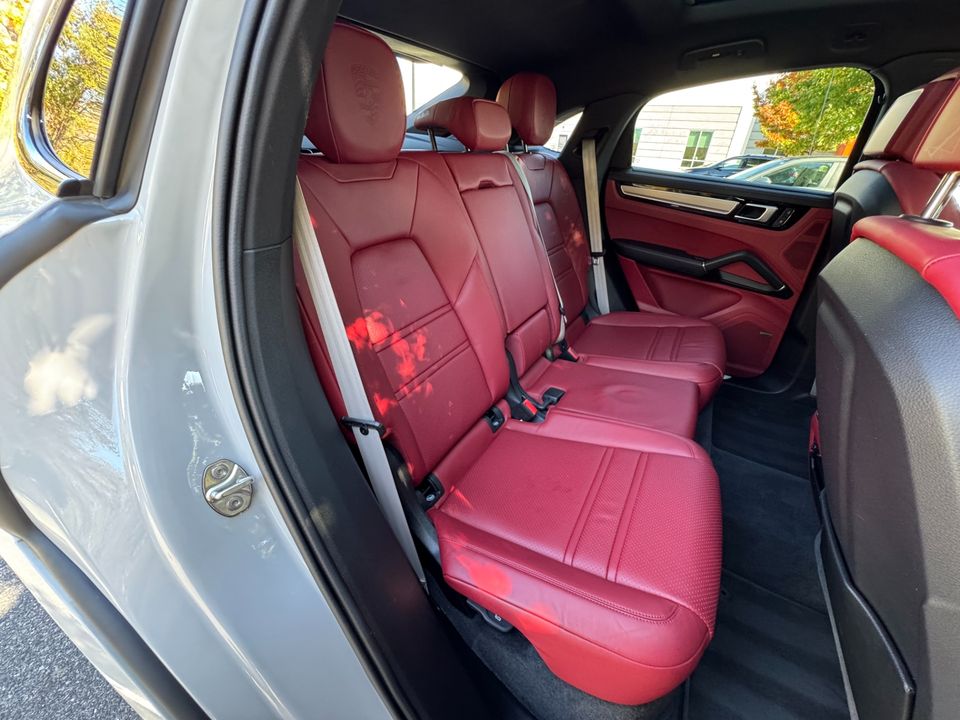 2022 Porsche Cayenne Platinum Edition Coupe