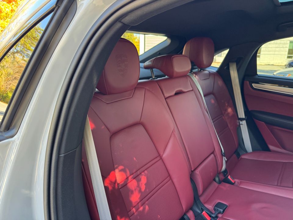 2022 Porsche Cayenne Platinum Edition Coupe