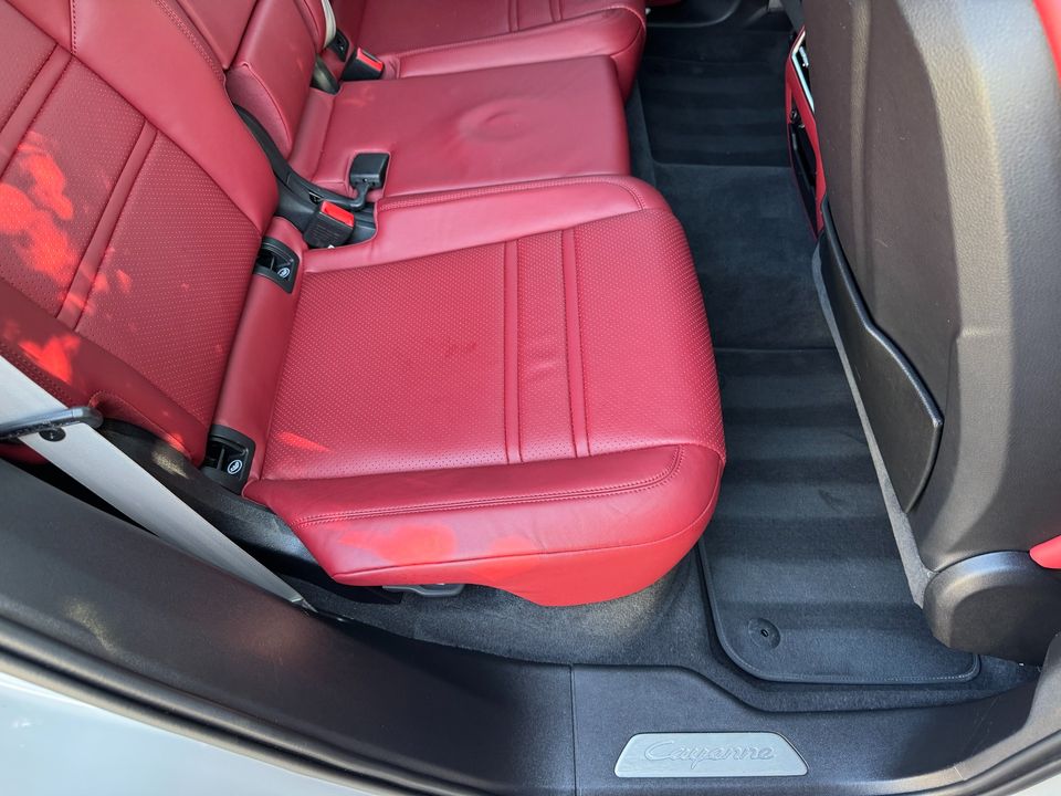 2022 Porsche Cayenne Platinum Edition Coupe